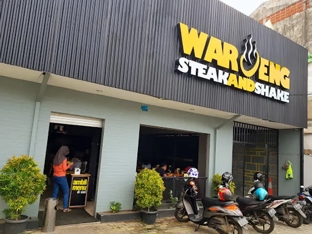 Waroeng Steak & Shake Kisamaun