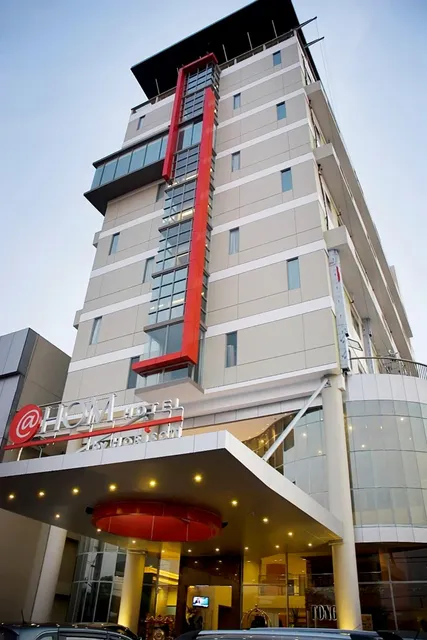 Hotel @HOM Semarang by Horison