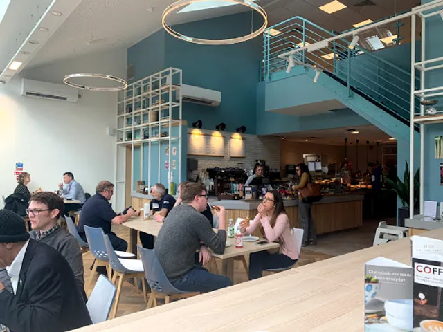 Hub on the Park café