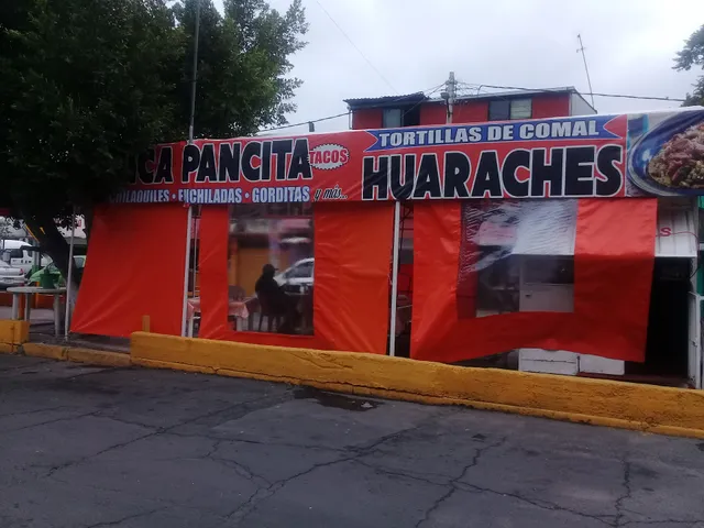 Rica Pancita y Huaraches