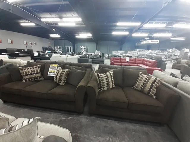 Victory West Shopping Center