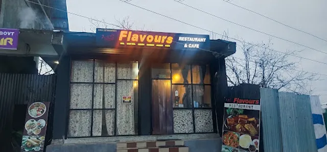 Flavours Restaurant and Cafe Gulmarg Road