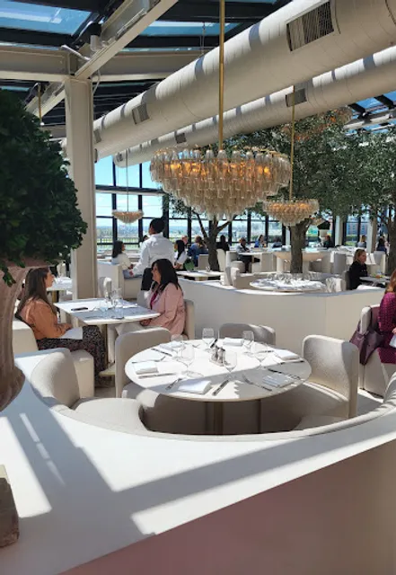 RH Rooftop Restaurant at RH Cleveland