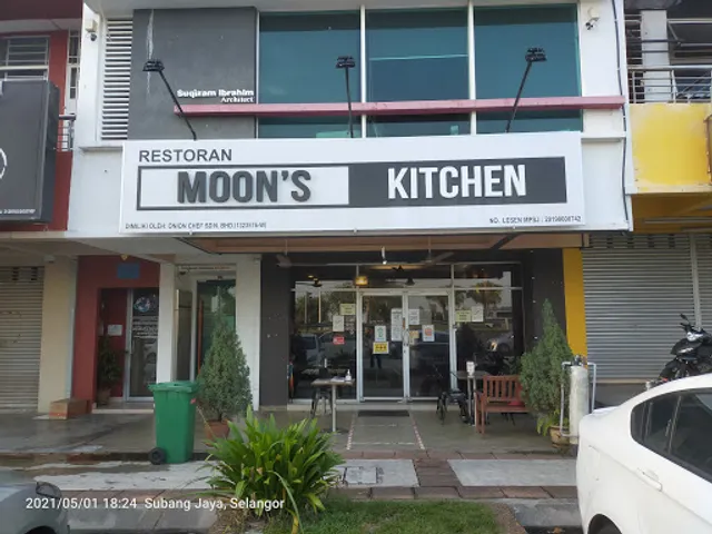 Moon's Kitchen (Putra Heights)