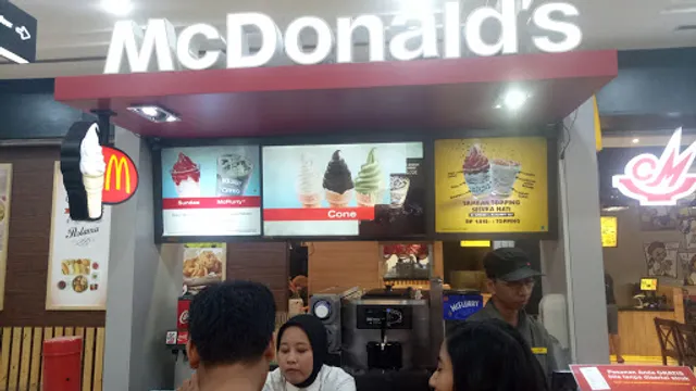 McDonald's Ambarrukmo Plaza