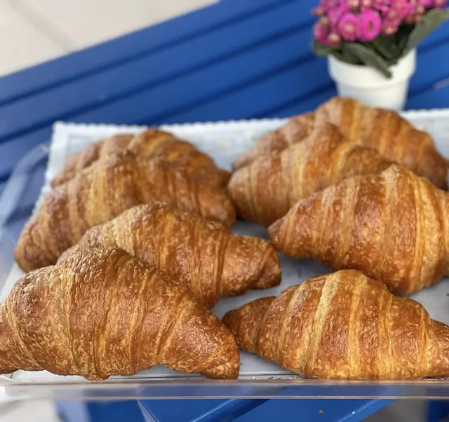 Honeymoon Sweets Cafe