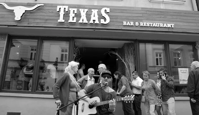 Texas Bar & Restaurant