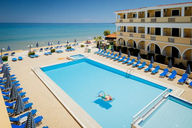 Kostantin beach hotel