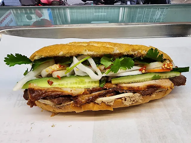 陳氏越南法國麵包 Lò bánh mì Viêt Nam