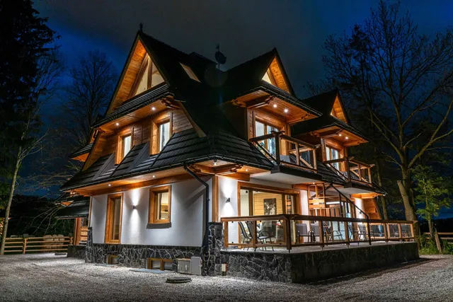 BIAŁY MIŚ ART & DESIGN APARTAMENTY