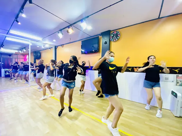PK DANCE STUDIO
