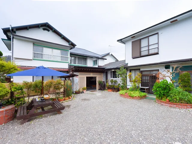 Kawakin, Friendly Guest House