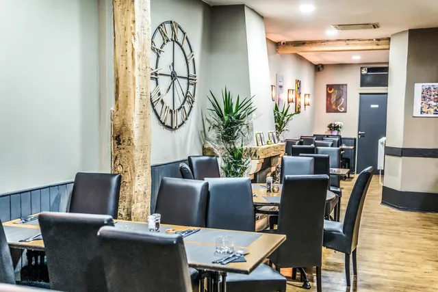 Le Brussels | Petite Restauration