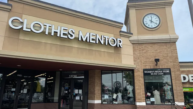 Clothes Mentor Maple Grove, MN