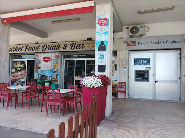 La Torre, Coffee bar