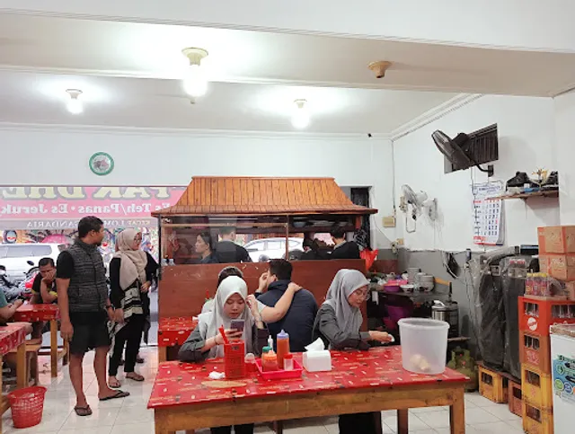 Mie Ayam & Bakso Pak Dhe