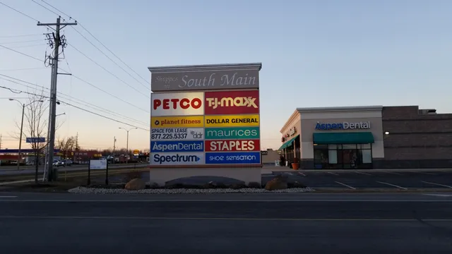 Shoppes on South Main