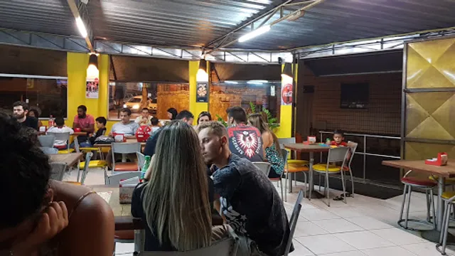 Radikal Burguer e Pizza