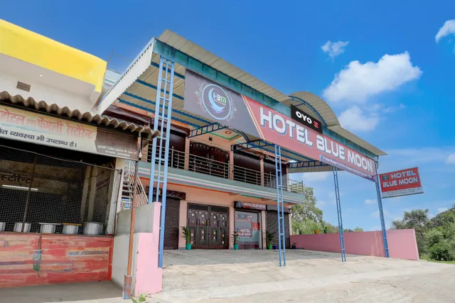 OYO Hotel Blue Moon
