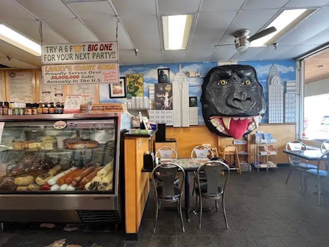Larry's Giant Subs