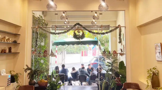 Cao Cà Phê - Hoàng Cầu