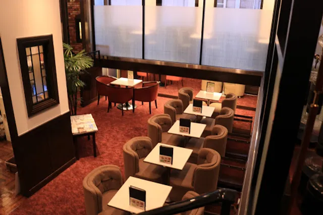 Renoir Shinjuku Nishiguchi Ekimae