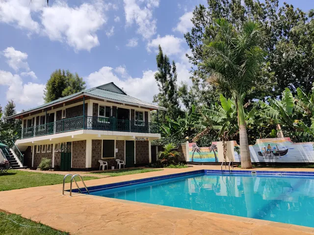 Starwood Gardens Hotel