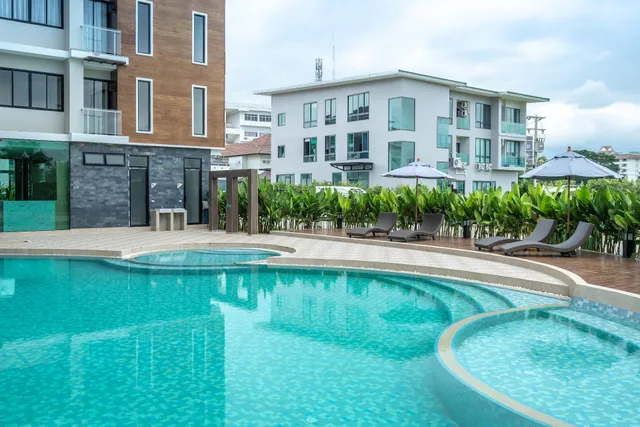 Raintree Condominium