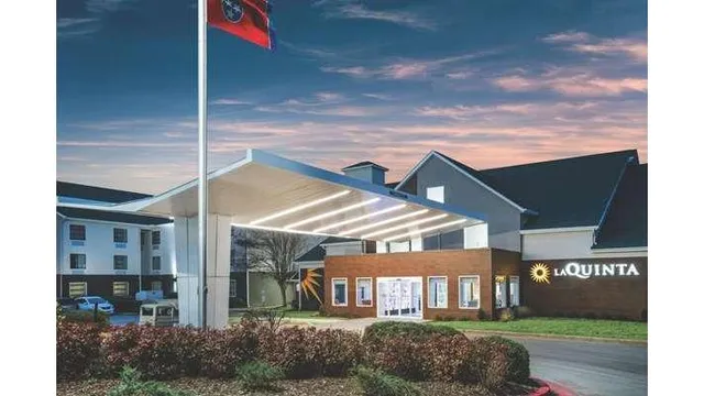 La Quinta Inn & Suites by Wyndham Chattanooga-Hamilton Place