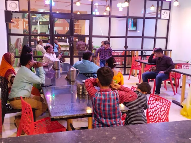 Sharma Restaurant & Cafe