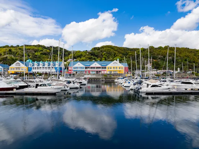 Roadside Station Ito Marinetown