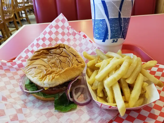 Tommy's Famous Burgers