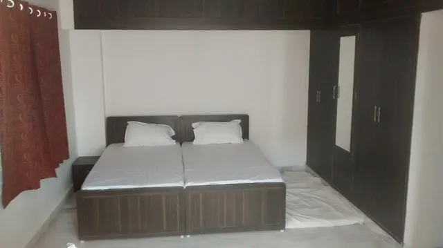 Patel's Inn Guest House