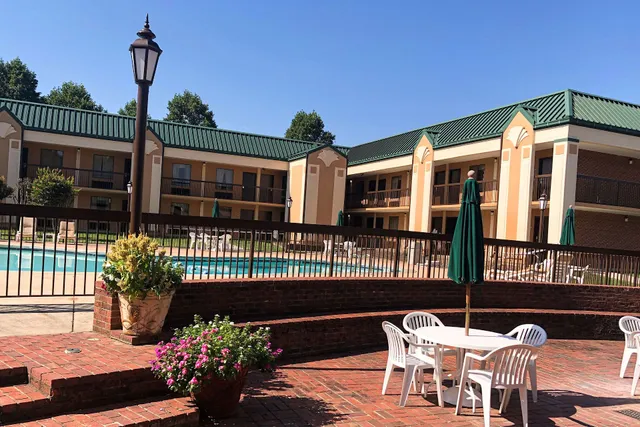 Quality Inn Morganton Southeast