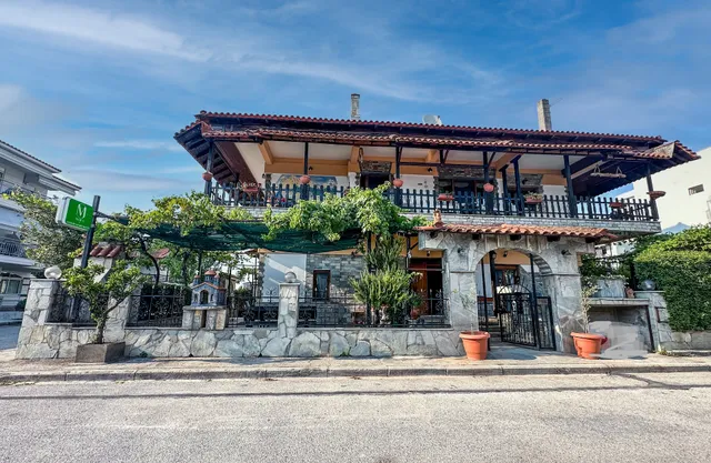 Mira Luxury Apartments