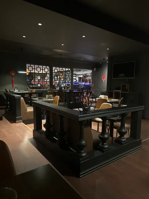 Garden Restaurant & Bar