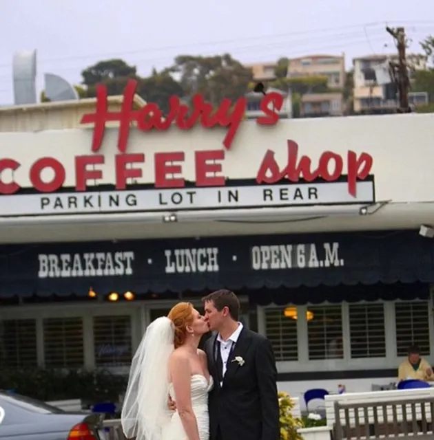 Harry’s Coffee Shop - Del Mar