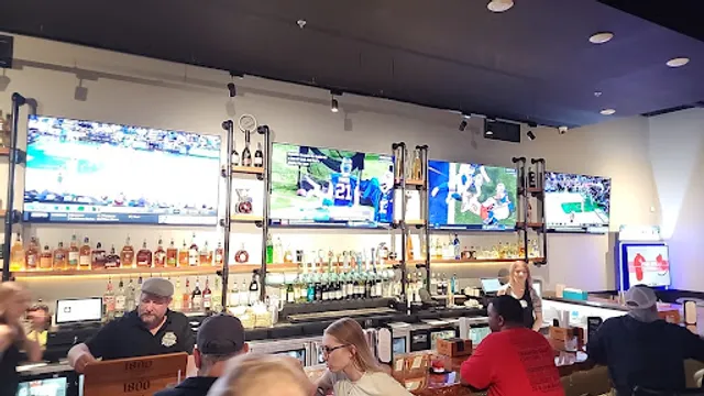 Spectators Bar & Grill - Riverstone