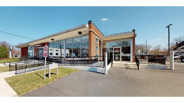 Bank of America (with Drive-thru ATM)