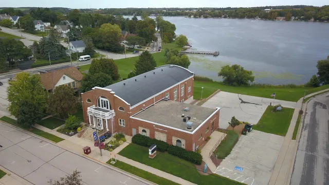 Lakeview Community Library