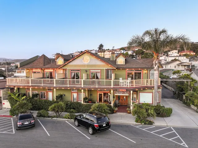 Cayucos Sunset Inn Bed & Breakfast