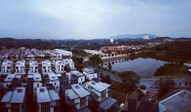 Sri Beverly Hills Near KLIA & KLIA2 & F1