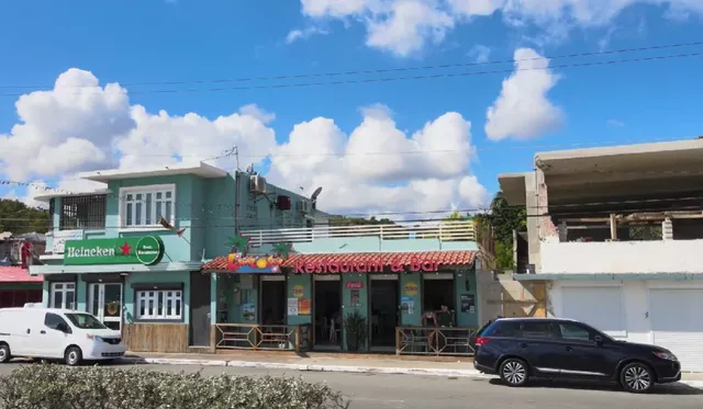 Karakoles Restaurant & Bar