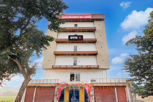 Hotel O RIDHI SIDHI BANQUET HALL & ROOMS