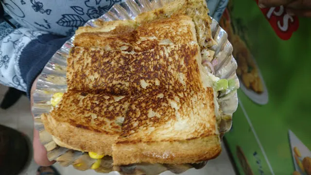 Hari Super Sandwich