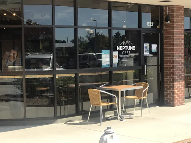 Neptune Café