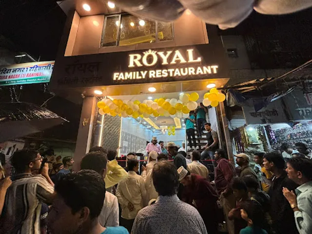 ROYAL Family Restaurant