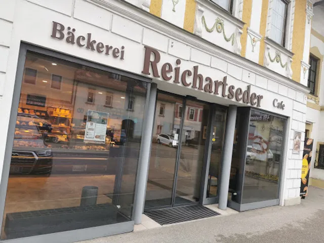 Bäckerei- Cafe Reichartseder Horst