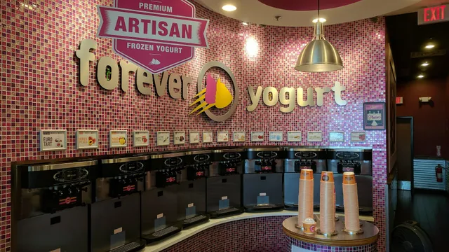 Forever Yogurt HIP