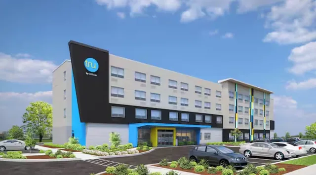 Tru by Hilton Oshkosh